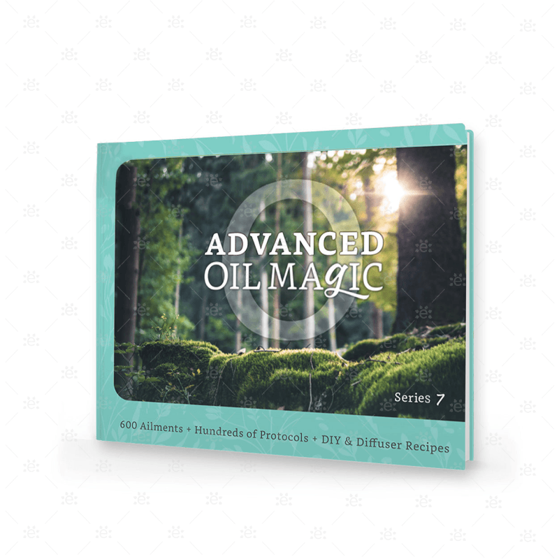 Advanced Oil Magic Series 7 Hardback Book - HUNGARIAN